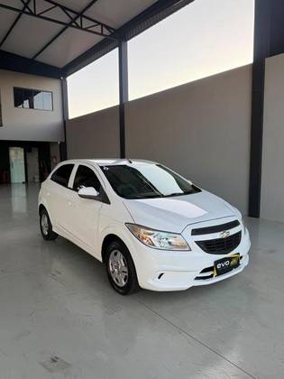 CHEVROLET ONIX 1.0 MPFI LS 8V FLEX 4P MANUAL CHEVROLET ONIX 1.0 MPFI LS 8V FLEX 4P MANUAL
